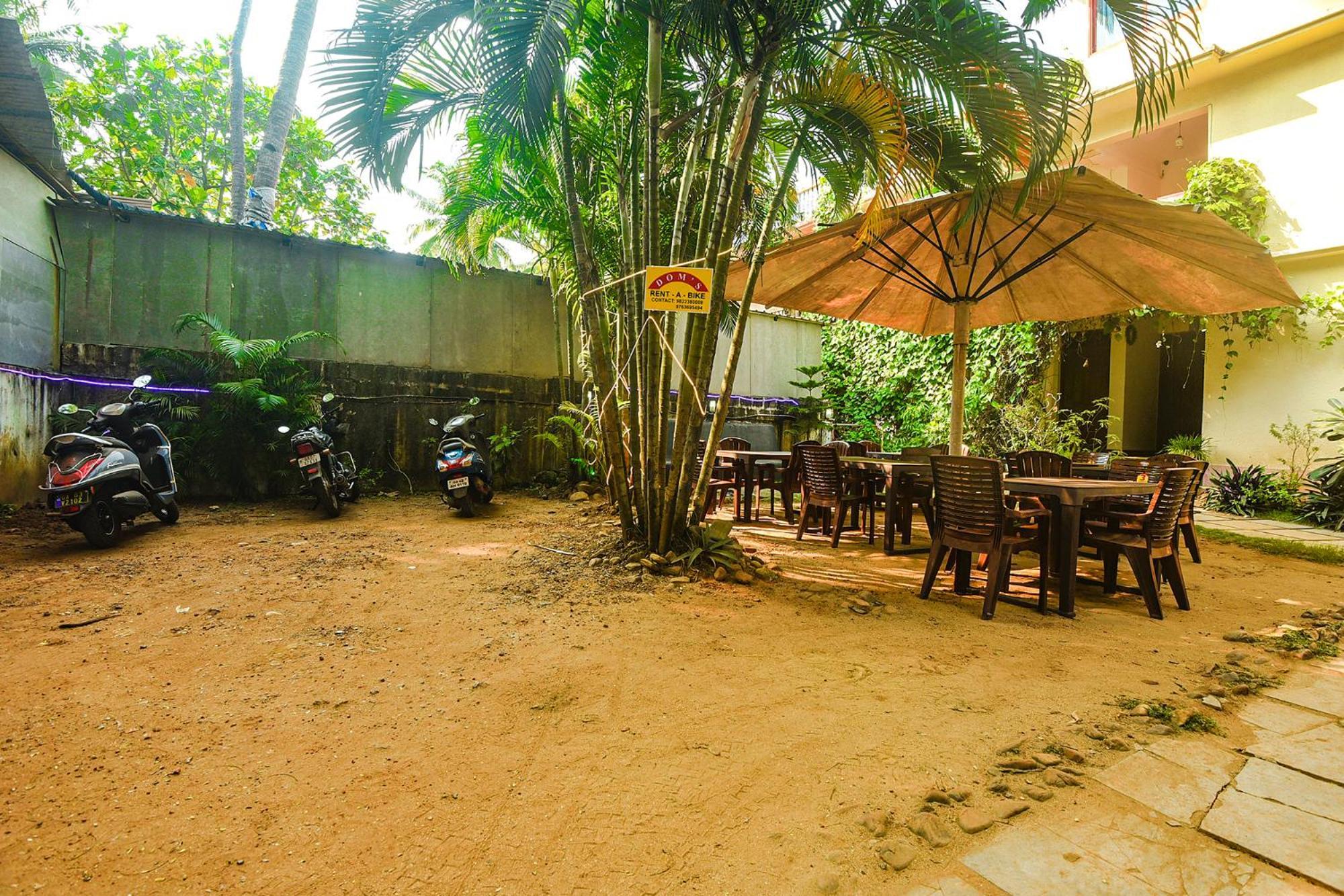 Fabexpress Stargaze Beach Anjuna Exterior foto